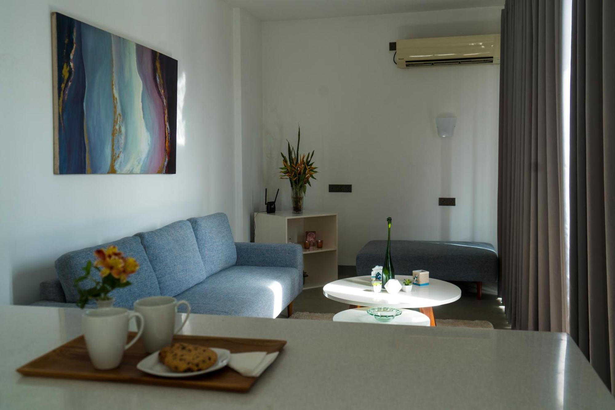 Four Petals Inn Kolombo Dış mekan fotoğraf