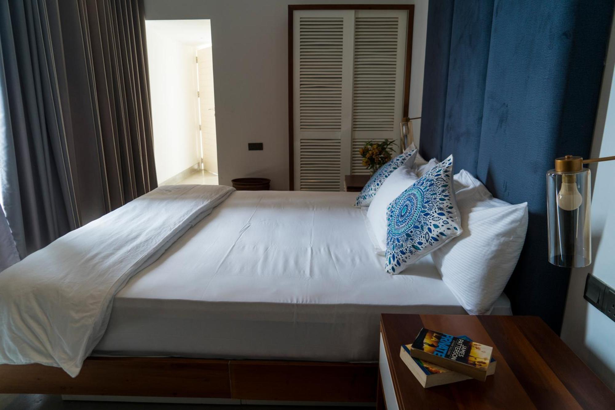 Four Petals Inn Kolombo Dış mekan fotoğraf
