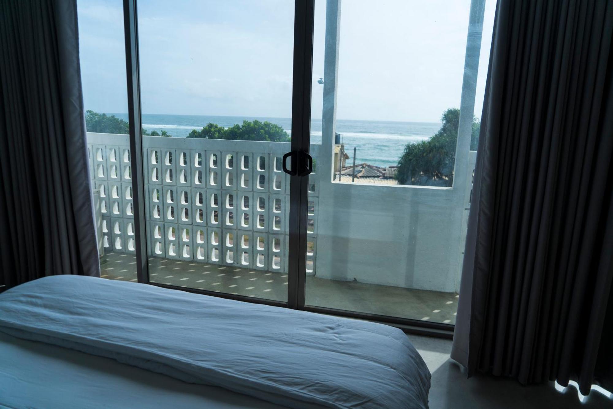 Four Petals Inn Kolombo Dış mekan fotoğraf