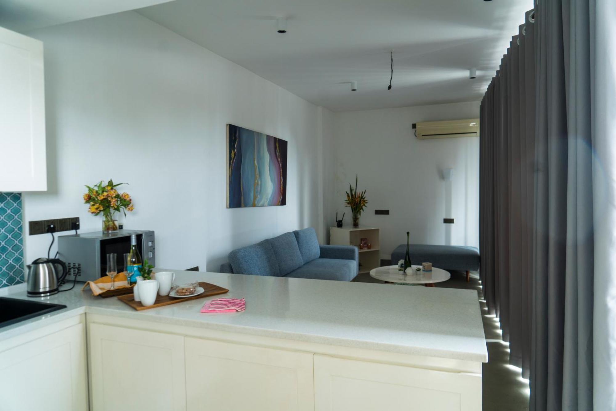 Four Petals Inn Kolombo Dış mekan fotoğraf