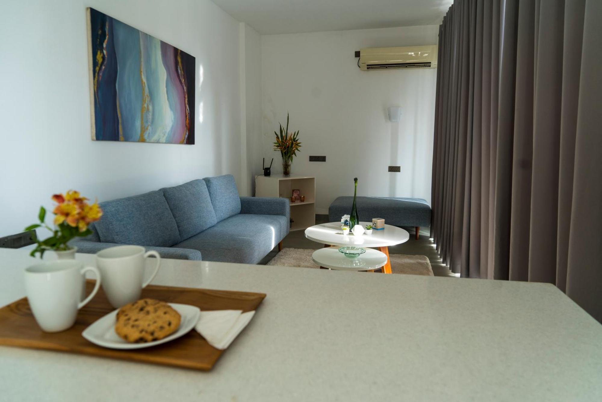 Four Petals Inn Kolombo Dış mekan fotoğraf