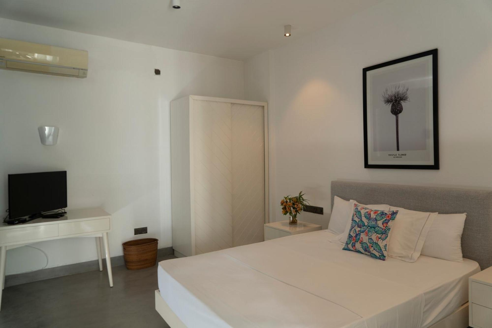 Four Petals Inn Kolombo Dış mekan fotoğraf