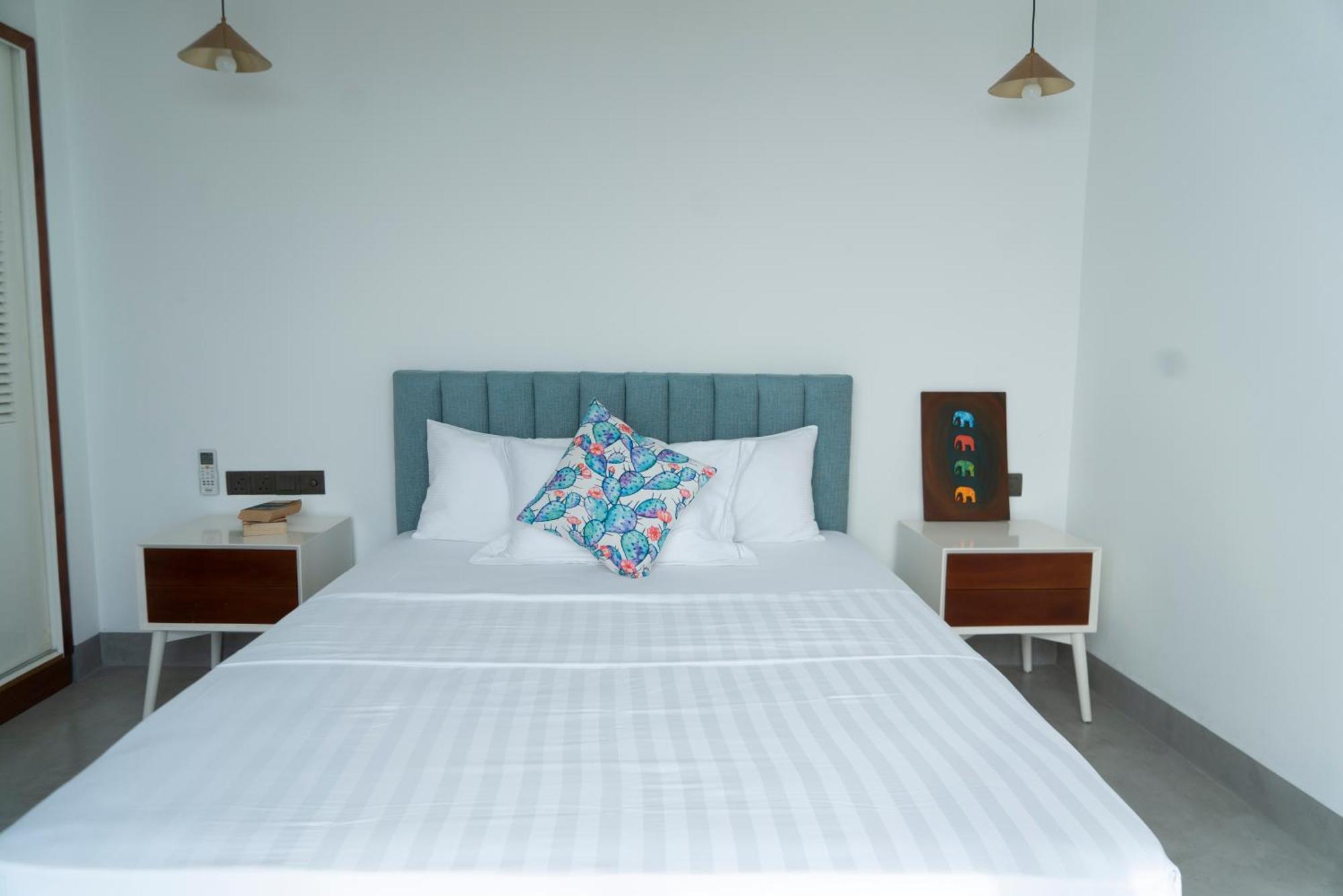 Four Petals Inn Kolombo Dış mekan fotoğraf